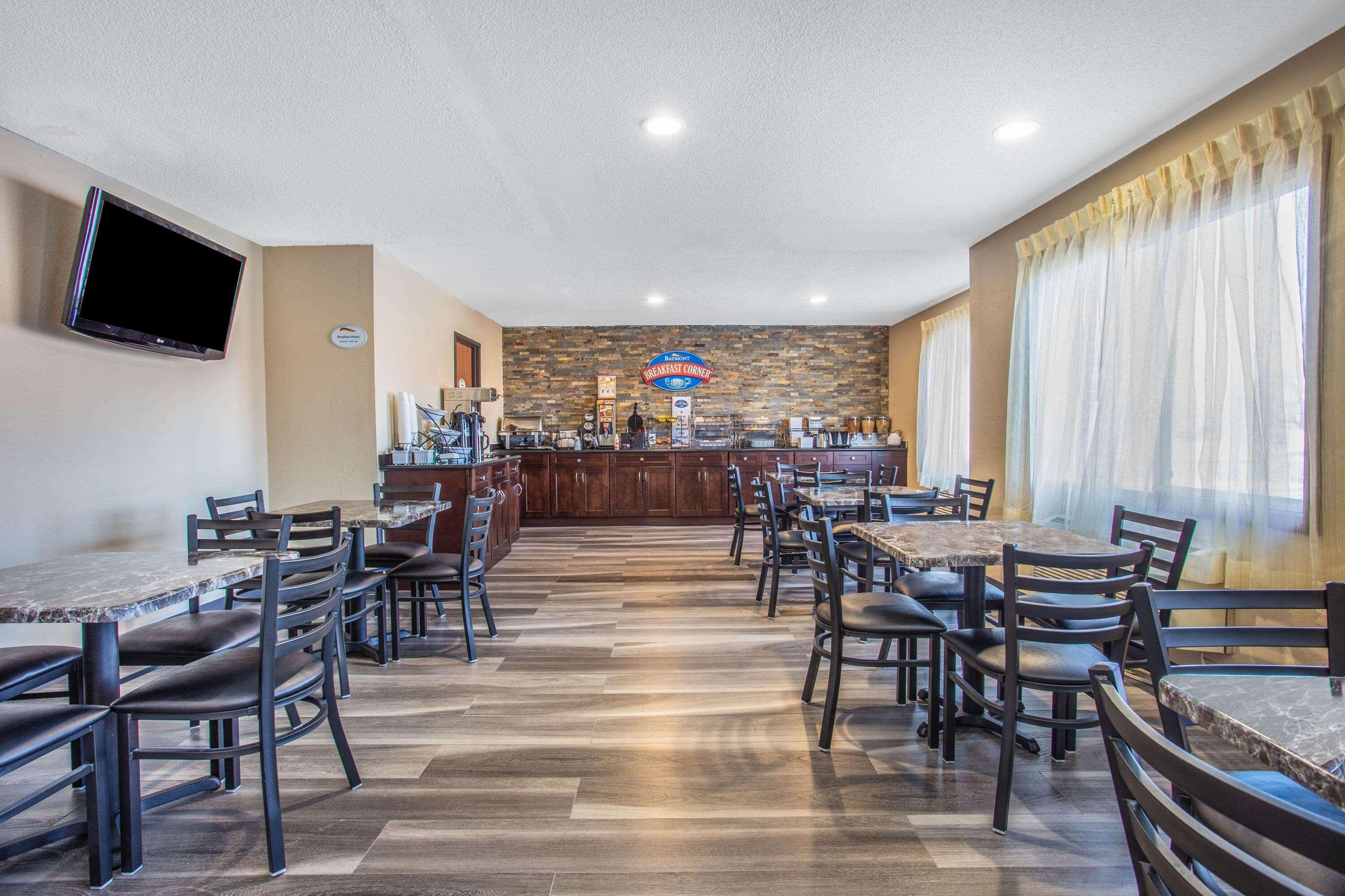 Baymont By Wyndham Joliet Exterior foto