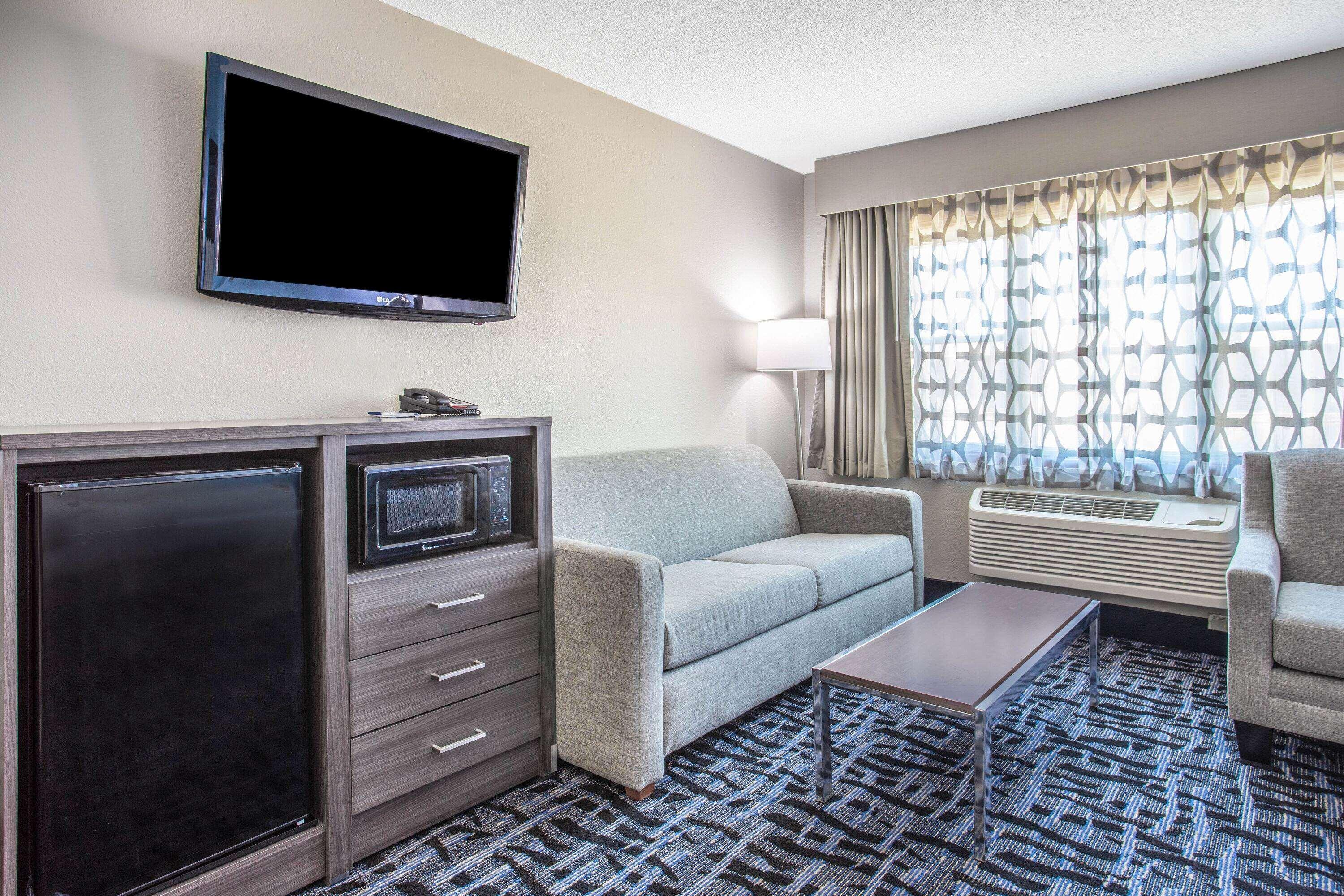 Baymont By Wyndham Joliet Exterior foto