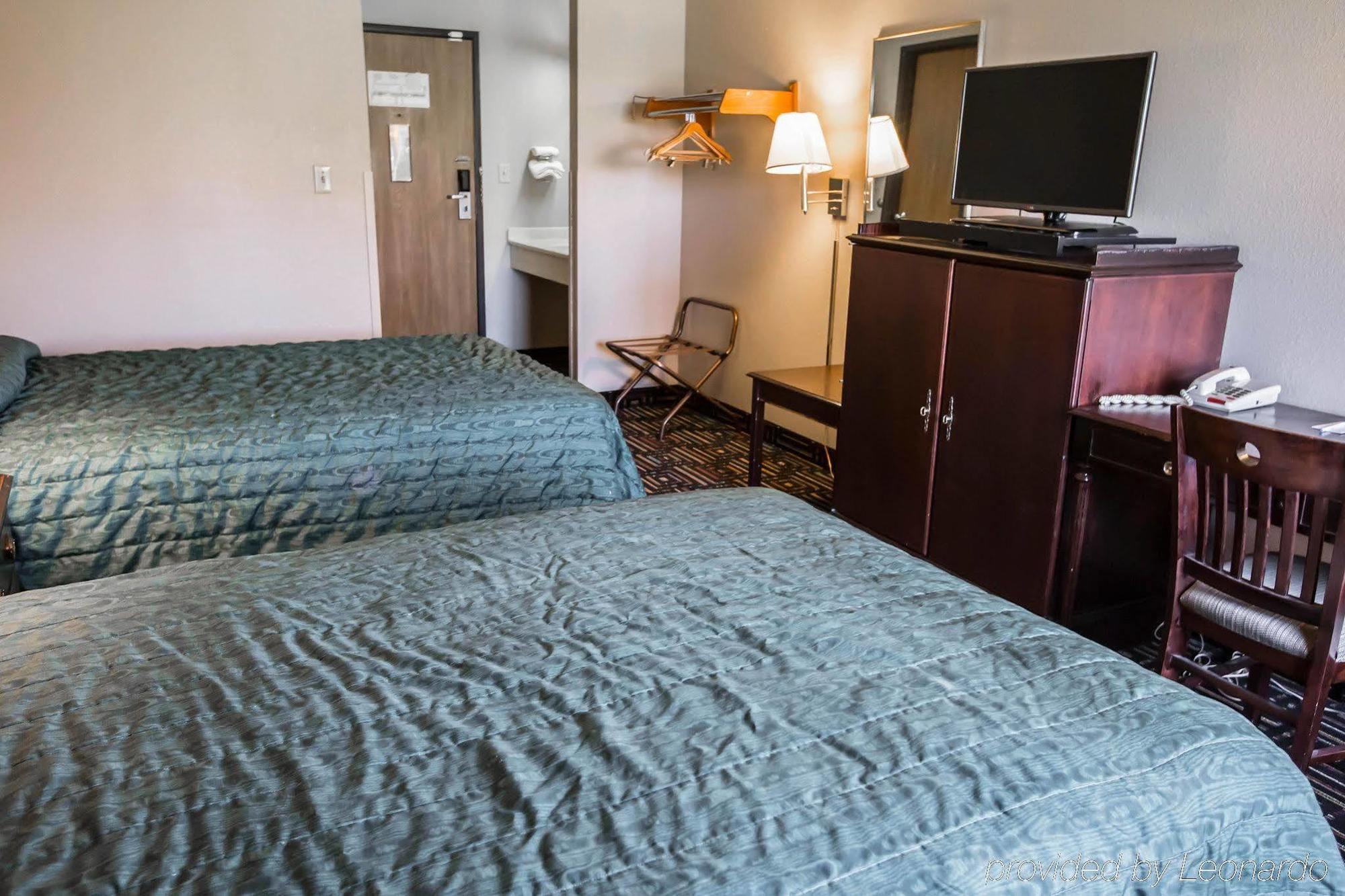 Baymont By Wyndham Joliet Exterior foto