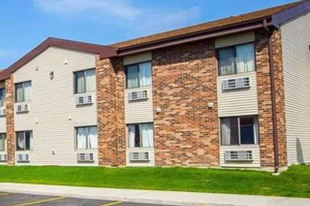Baymont By Wyndham Joliet Exterior foto